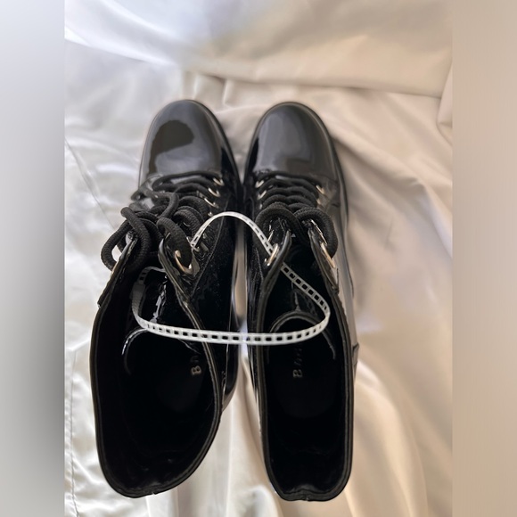 New LACE UP BLOCK HEEL PLATFORM ANKLE BOOT - Picture 8 of 8